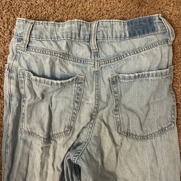 Hollister Medium Wash Baggy Ultra High-Rise Jeans - Image 3