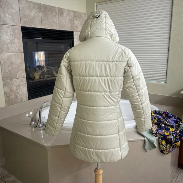 Patagonia Nano Puff Parka Womens XS Cream‎ Beige Hooded Quilted Insulated Jacket - Image 2