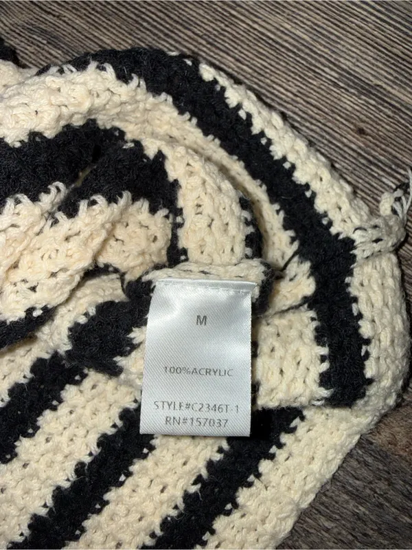 Isalis Crochet Cream and Black Cardigan Vest - Image 4