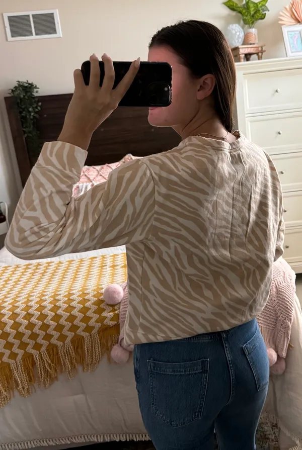Jasmine & Ginger Tiger Print Comfy Longsleeve - Image 3