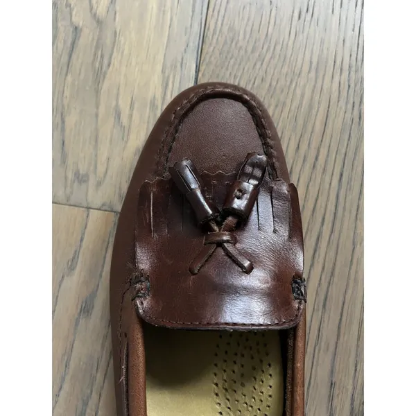 GH Bass Weejuns Jackie Brown Leather Tassel Loafers Women’s Size 6.5 - Image 2