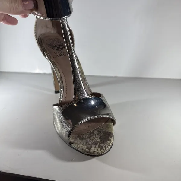 Vince Camuto Silver Heels Size 7.5 Dress Shoes IOB Preowned - Image 14