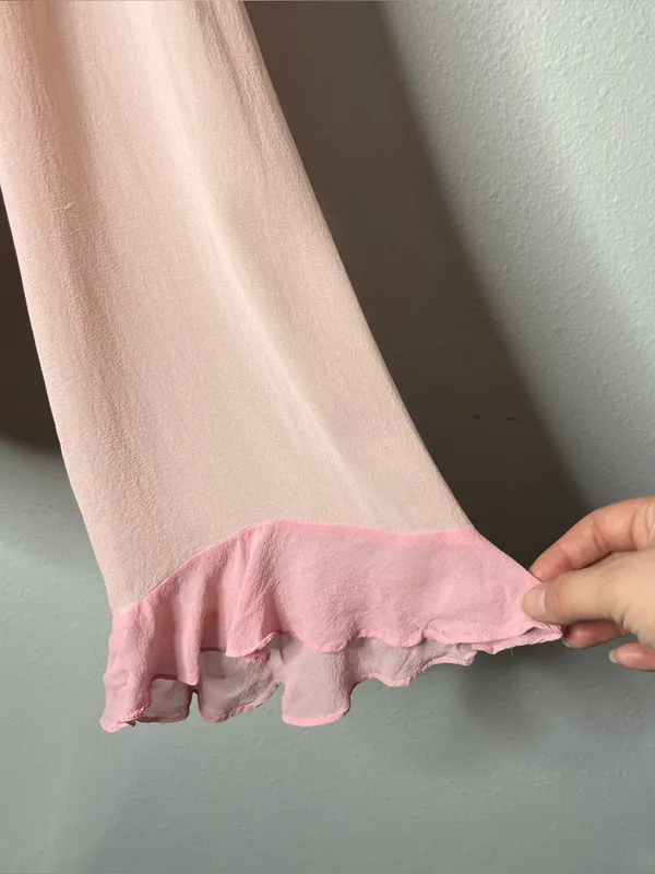 Y2K Vintage Victorias Secret Pink 100% Silk Ruffle Trim Tie Front Cardigan Top - Image 5