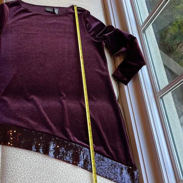 NWOT Chico’s Travelers Collection Velvet & Sequin Sideshift Tunic - Image 11