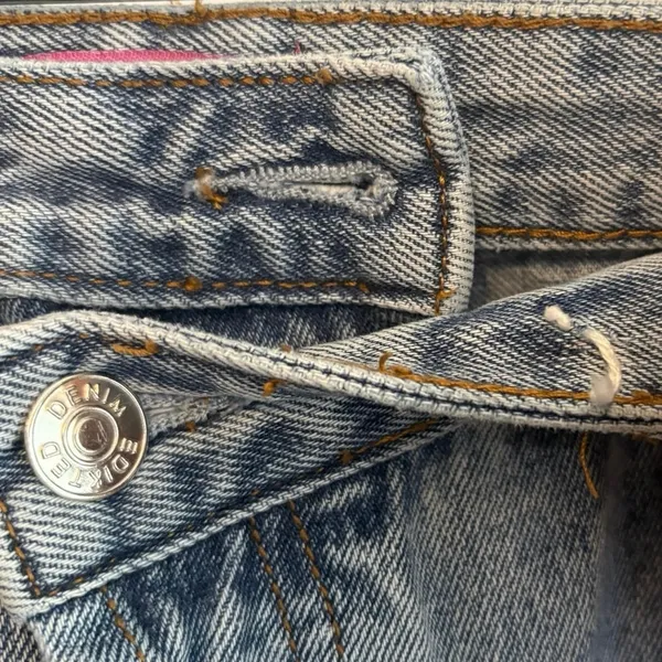 Edikted Crossover‎ Waist Jeans Size Small - Image 6