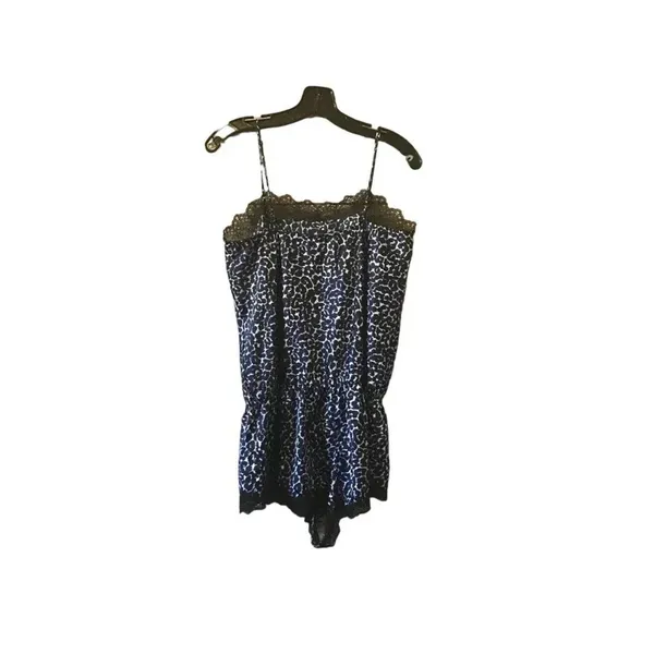 Victoria’s Secret Women's Animal Print Lace Trim Romper Outfit Large - Image 2