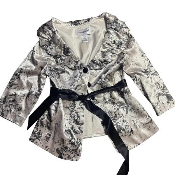 Victor Costa Silver Black Floral‎ Brocade Ruffle Collar Belted Evening Jacket 6 - Image 2