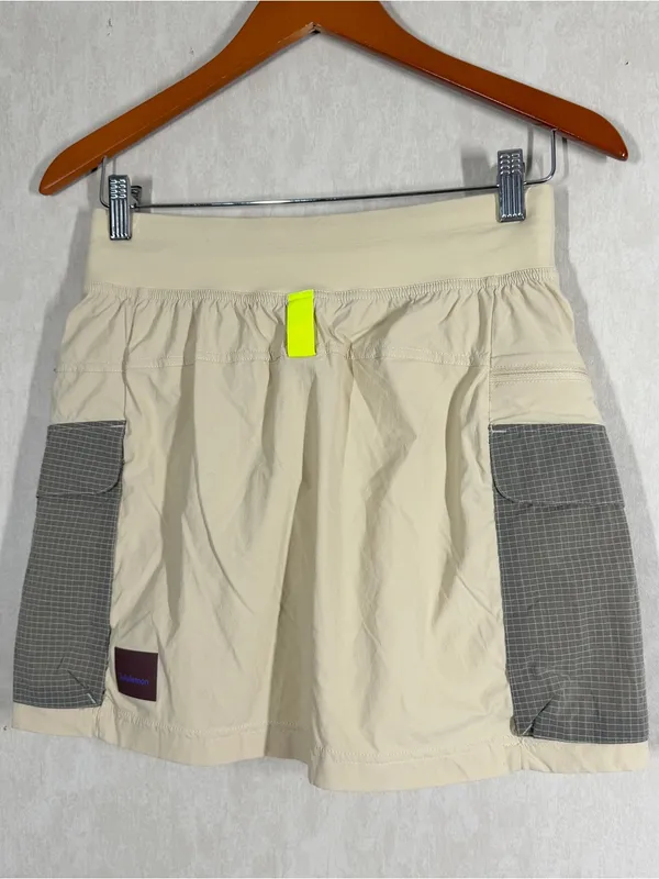 Lululemon Women’s Multi-Pocket Cargo High-Rise Hiking Skirt Skort in Prosecco 6 - Image 7