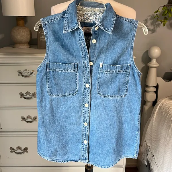 Riders By Lee Denim Jean Top Womens Small Button Down Collar Shirt Sleeveless Cotton - Image 4