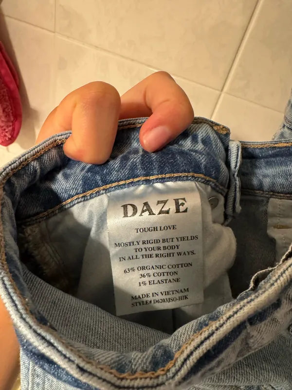 Daze Denim Sundaze Boyfriend Straight Leg Jeans - Image 5