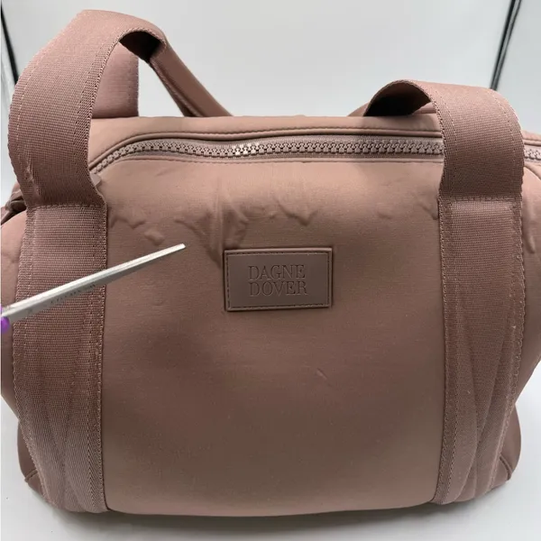 Dagne Dover Landon Neoprene Carryall Bag - Image 4