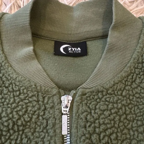 Zyia active flying V olive green fleece jacket xxs - Image 3