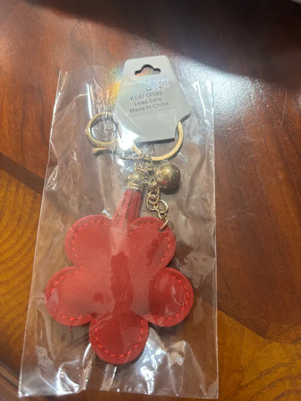 Red Flower Keychain - Image 4