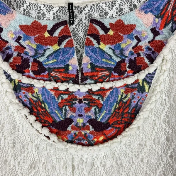 Akemi + Kin Tank Top Womens‎ S White Scoop Neck Lace Anthropologie Lined Boho - Image 7