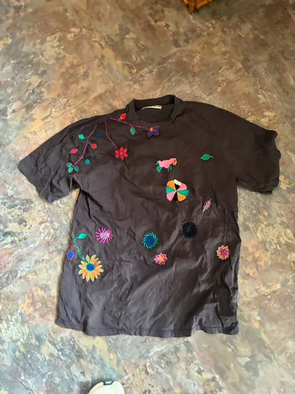 Kimchi Blue Urban Outfitters Embroidered T Shirt - Image 2