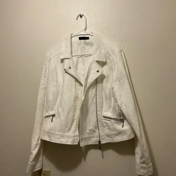 White shabby chic light weight jacket, contemporary casual jacket - Image 3