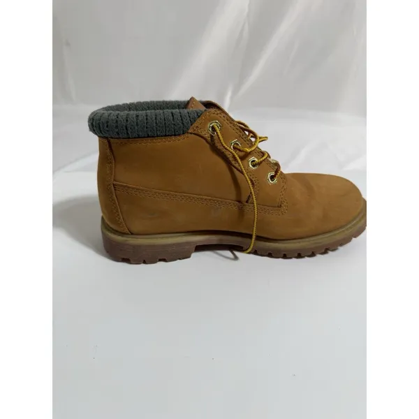 Timberland Outfitters Women’s Hiking Boots Size 7M Tan Ankle High Leather - Image 3