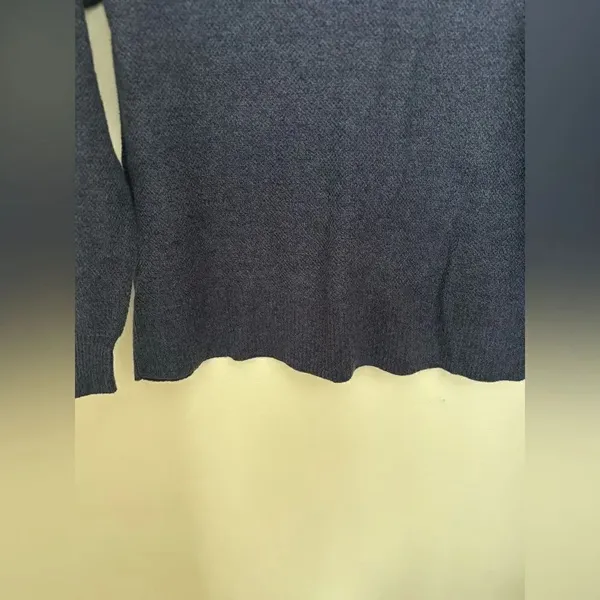 American Eagle Outfitters Crewneck Sweater Navy Size Small 55% Cotton - Image 8