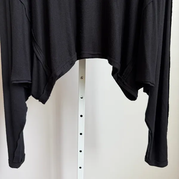 Free People We The Free Relaxed Witchy Slouchy Lagenlook Cowl Neck Top XS Black - Image 9