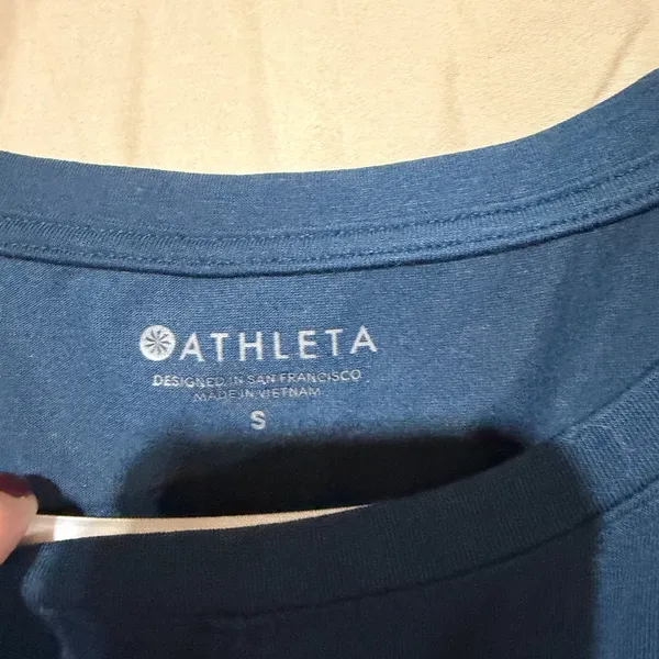 Athleta T-shirt - Image 2