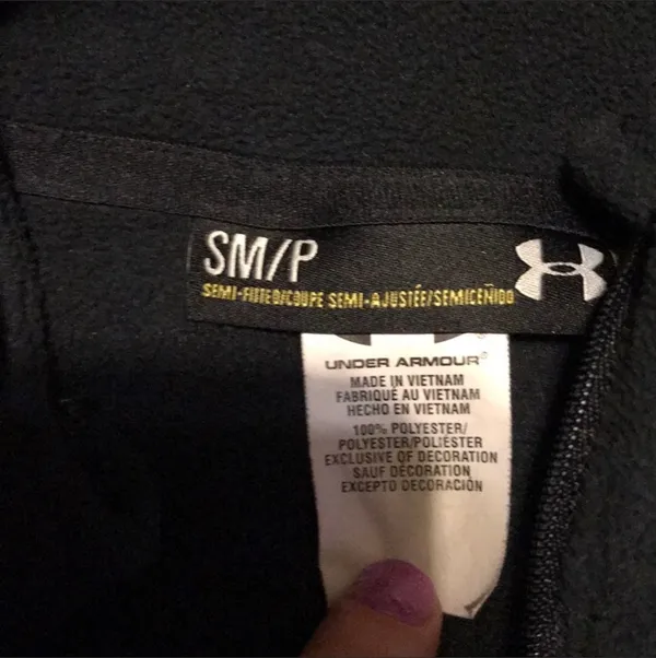 Under Armour 1/4 Zip - Image 2
