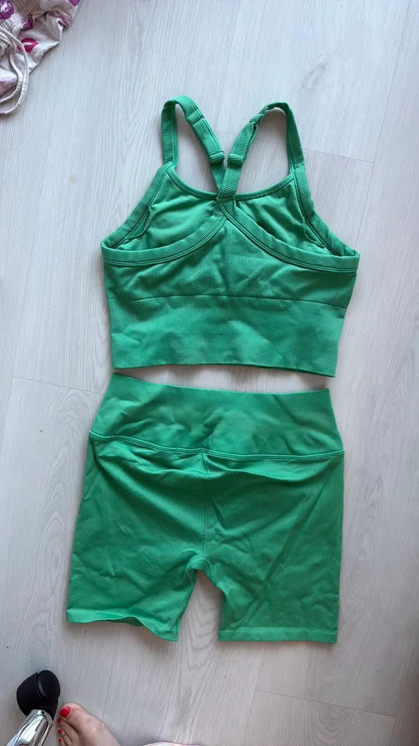 Green Alo Set  - Image 2