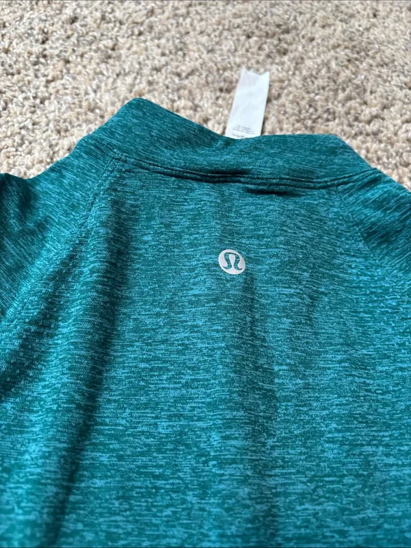 Lululemon Swiftly Relaxed Long-Length Half Zip size 2 - Image 4