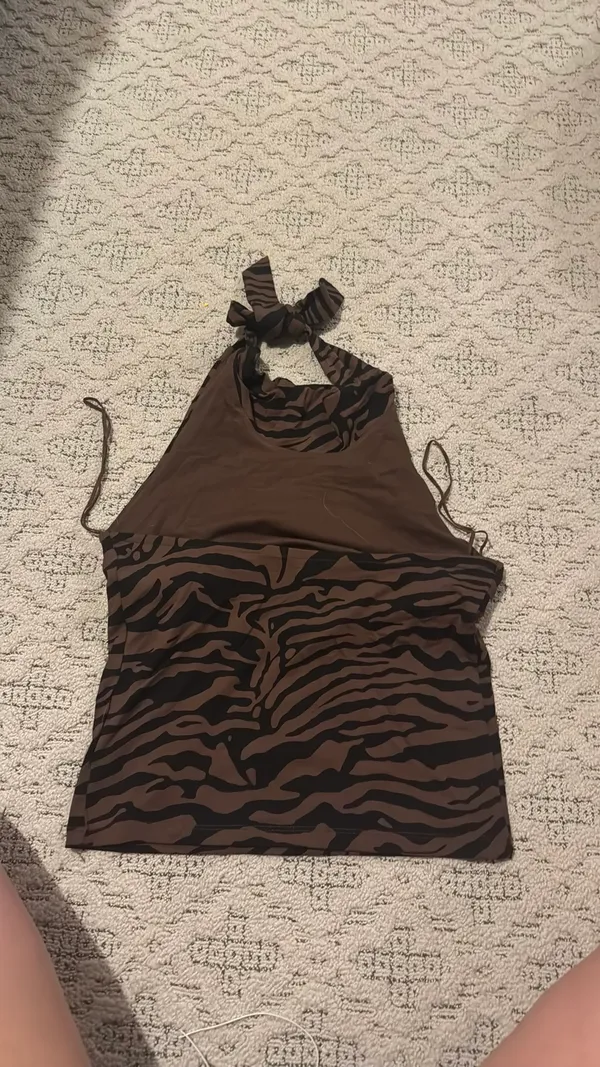 Old Navy Halter Top - Image 2