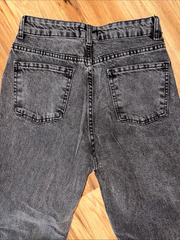 Women's Straight-Leg Jeans in Washed Black - Image 5
