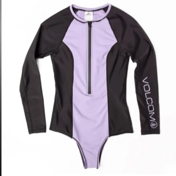 Volcom Violet Purple Simply Solid Bodysuit Sz XS NWOT - Image 9