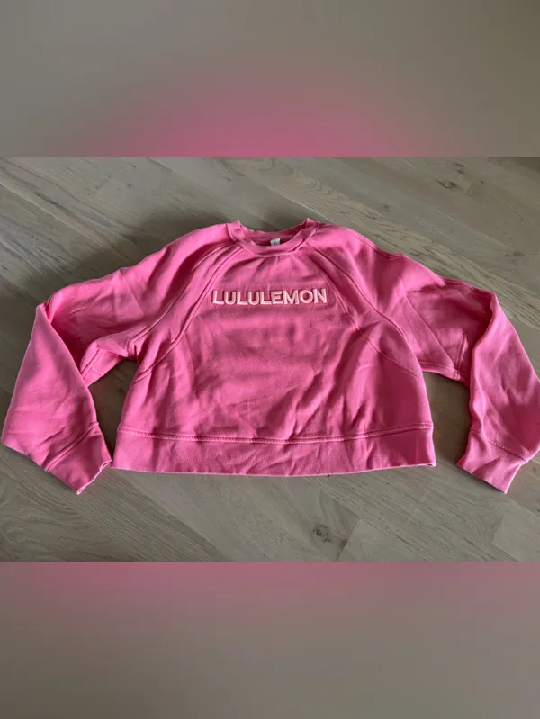 Lululemon Scuba Oversized Pullover Wordmark Sakura Pink size m/l - Image 6