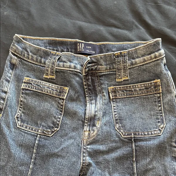 GAP Women's Medium Blue Denim Flare Jeans - Image 3