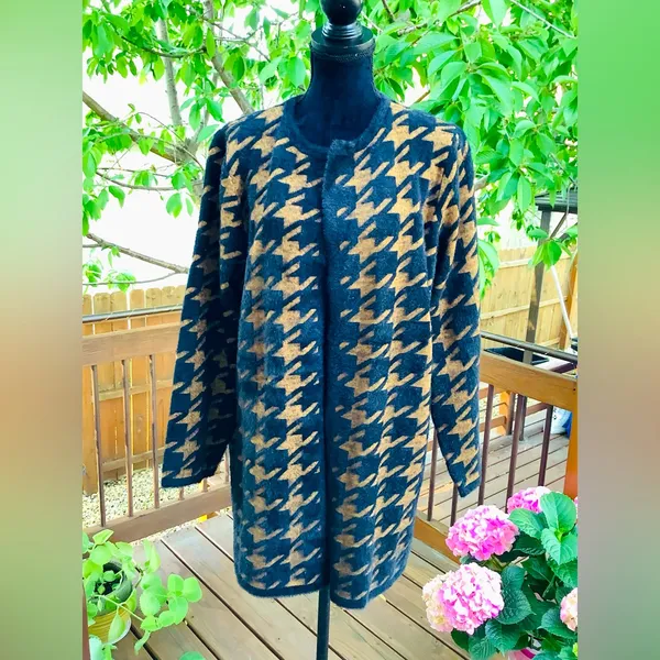Women’s practical sweater jacket 🧡🖤🧡 - Image 4