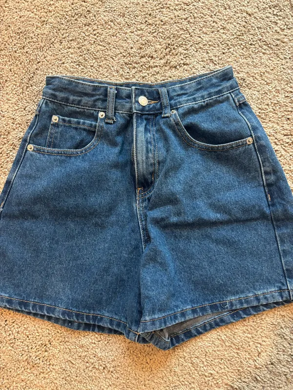 NEW White Fox Boutique Jean Shorts 00 - Image 6