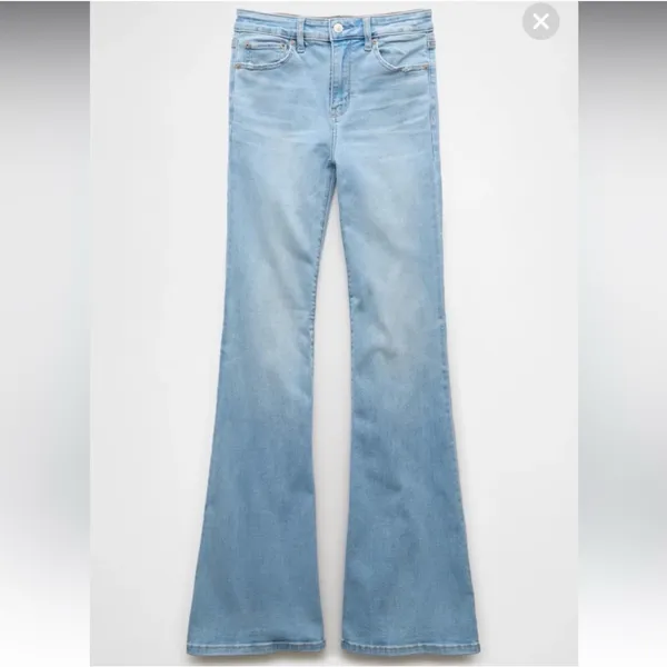 Women’s American Eagle Jeans - Image 3