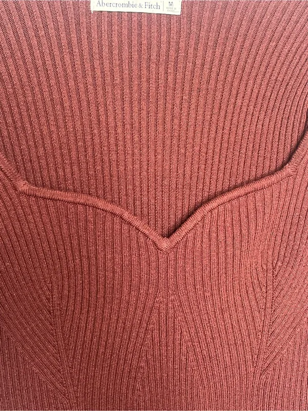 Abercrombie & Fitch Sz M Bodysuit Sweater Sweetheart Neckline Maroon - Image 5