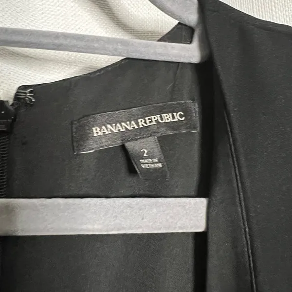 Banana Republic Black V Neck Jumpsuit Medium - Image 3