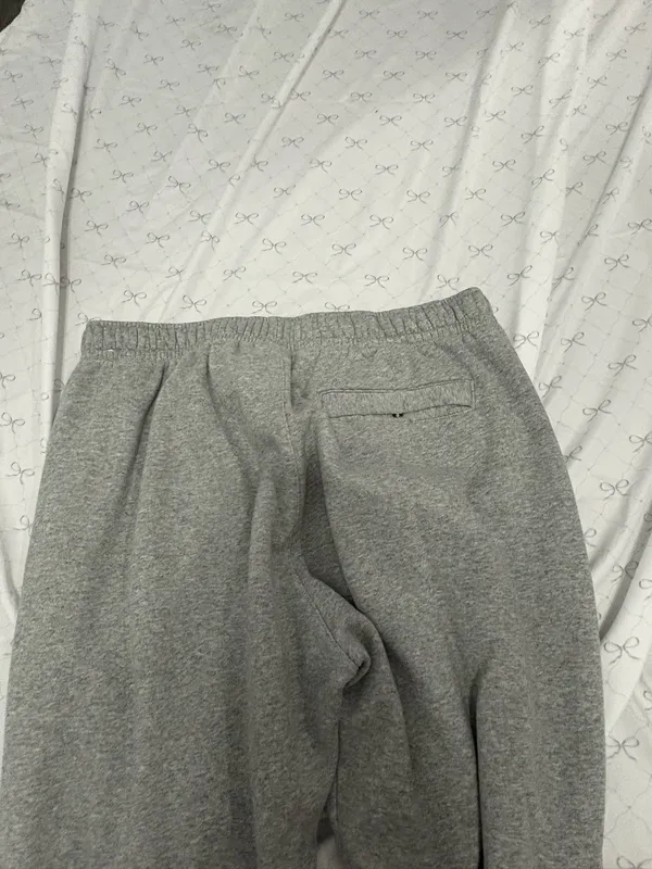 Nike Sweatpants Grey - Image 2