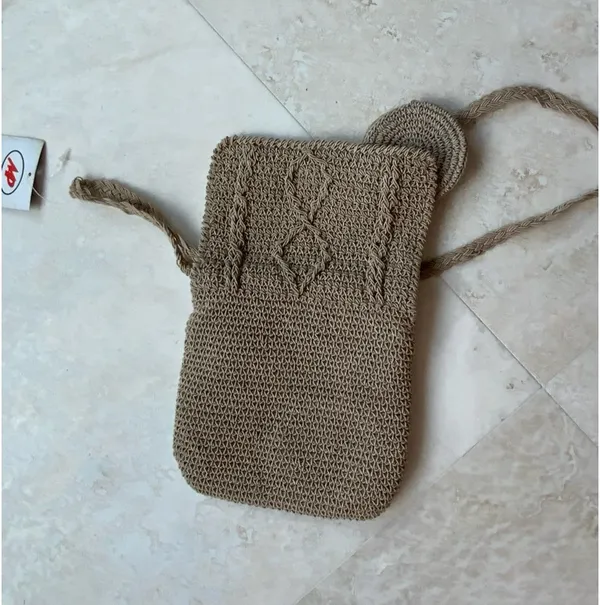 Cute, Macrame Crossbody Beige Zippered Bag w/Coin Pouch -NWT - Image 2