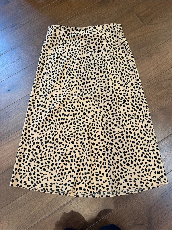 Sanctuary Beige Midi Skirt with Black Leopard Spots Size Large - C30-122 - Image 3