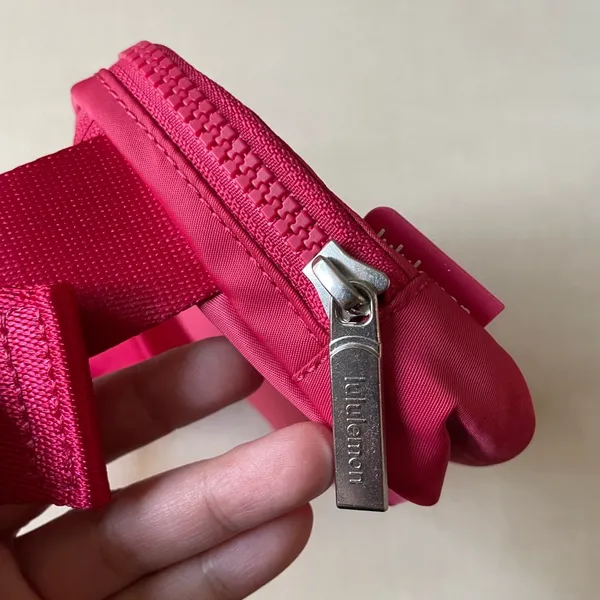 Lululemon Everywhere Belt Bag 1L - Cherry Mist - Image 4