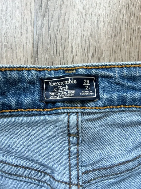 Abercrombie & Fitch Zoe Natural Rise Straight Leg Patchwork Ankle Jeans Size 26 - Image 4