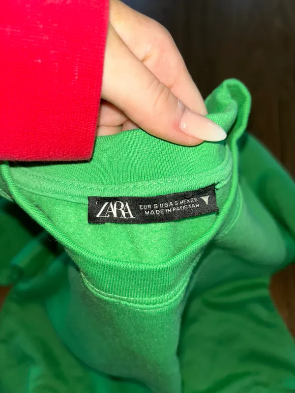 Zara Green  Crewneck - Image 2