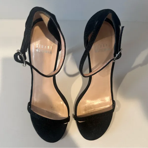 Stuart Weitzman The Nudist Black Goosebump Leather Strappy Sandals Size 6.5 - Image 4