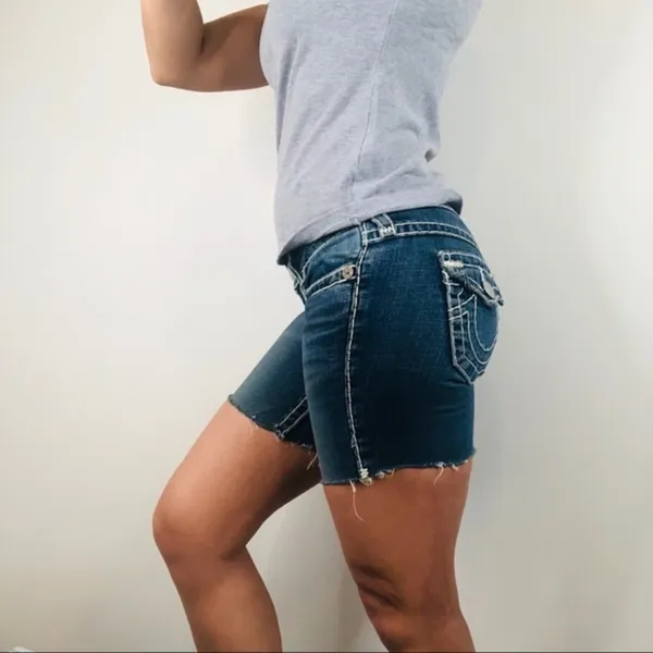 True Religion Billy Super T raw hem Shorts - Image 10