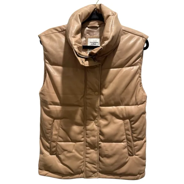 Abercrombie & Fitch Women's Camel Puffer Vest size XS - Image 2