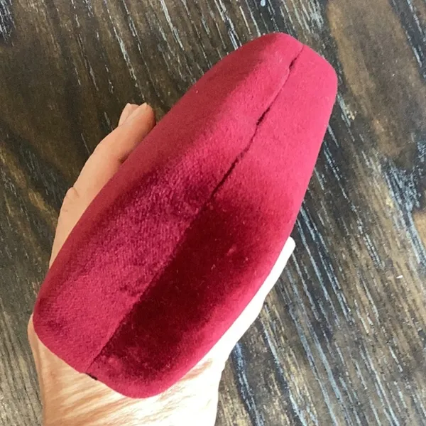 Gucci Velvet Glasses Case NWOT - Image 8