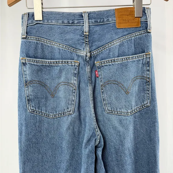 Levi's High Loose‎ Denim Distressed Wide Leg Jeans in Medium Wash Size 25 - Image 8