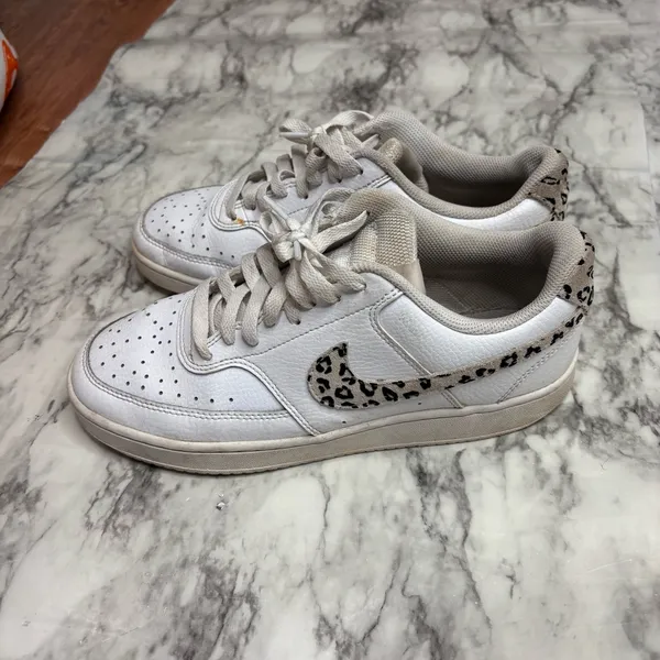 Nike Court Vision Low Women’s White tan brown Animal Print size 9.5 - Image 3