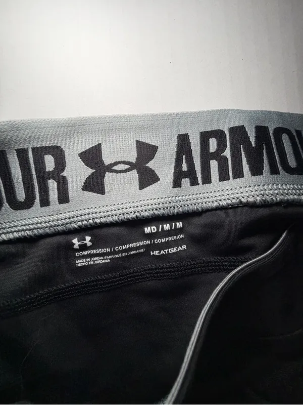 Under Armour Black Leggings with Light Gray Branded Waistband - Image 2